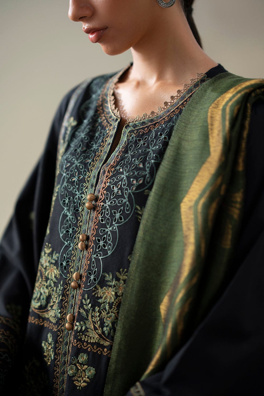 Ethnic 6185