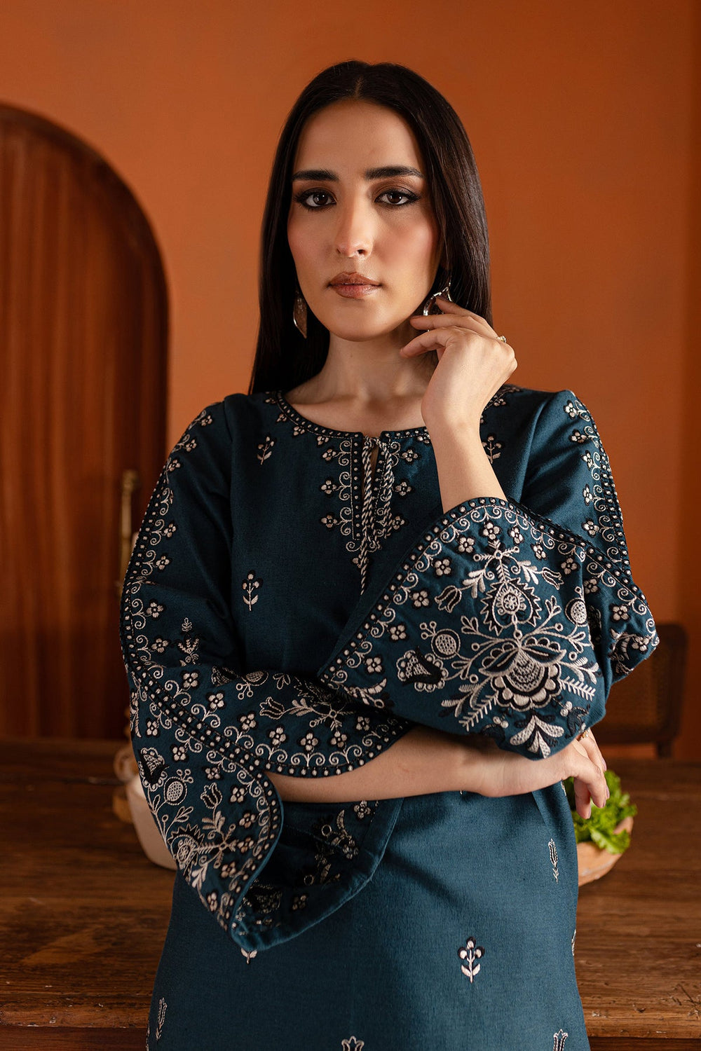BATIK  6167