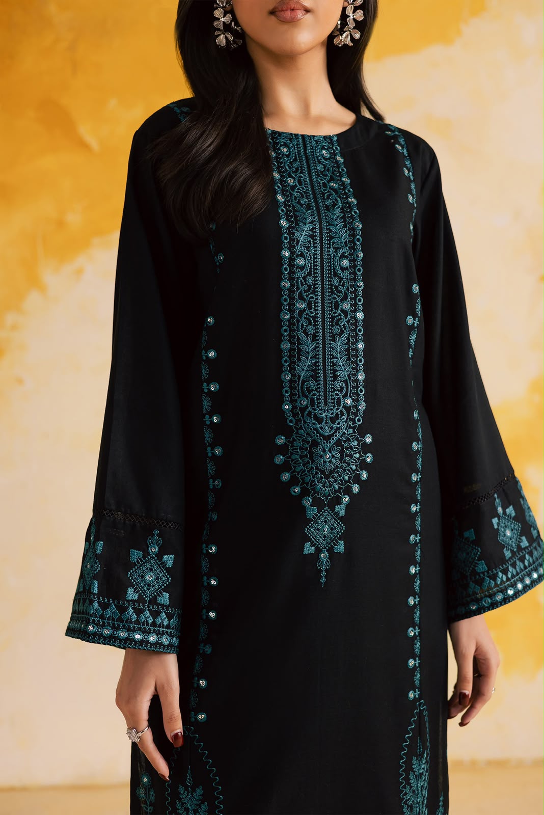 BATIK 6198