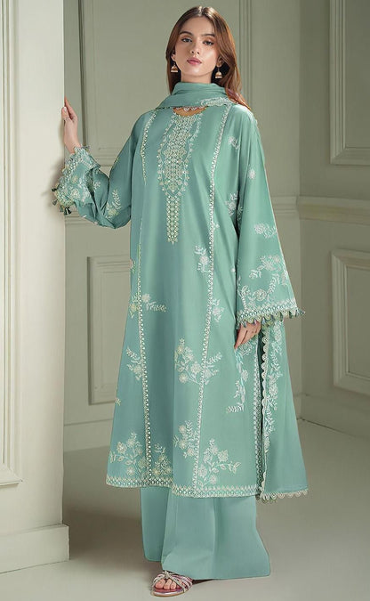 CROSS STITCH 4122 GREEN