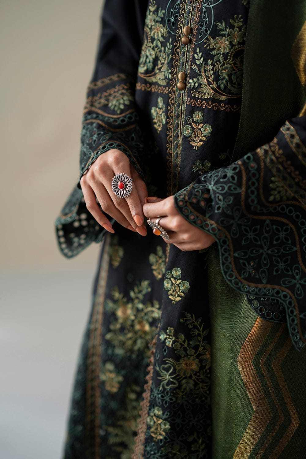 Ethnic 6185